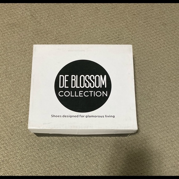 Heels - Picture 14 of 14